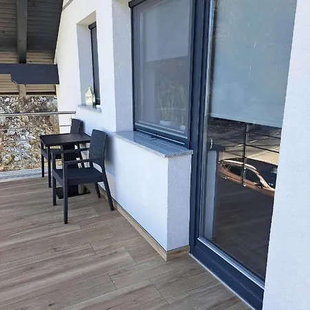 Apartmaji Tisa In Zana Rovte Exterior photo
