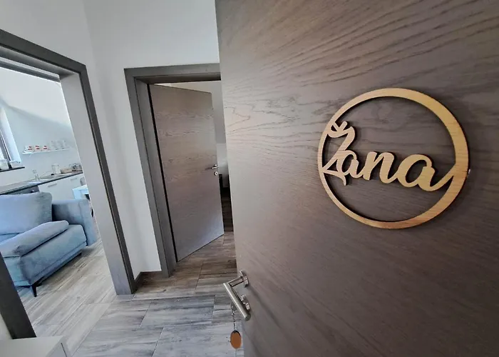 Apartmaji Tisa In Zana