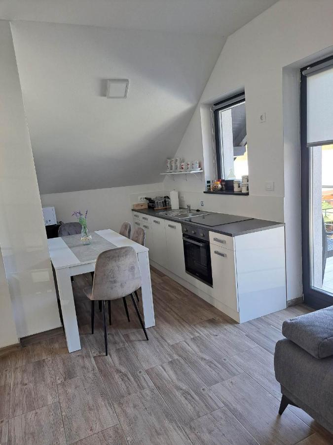Apartmaji Tisa In Zana Apartment *